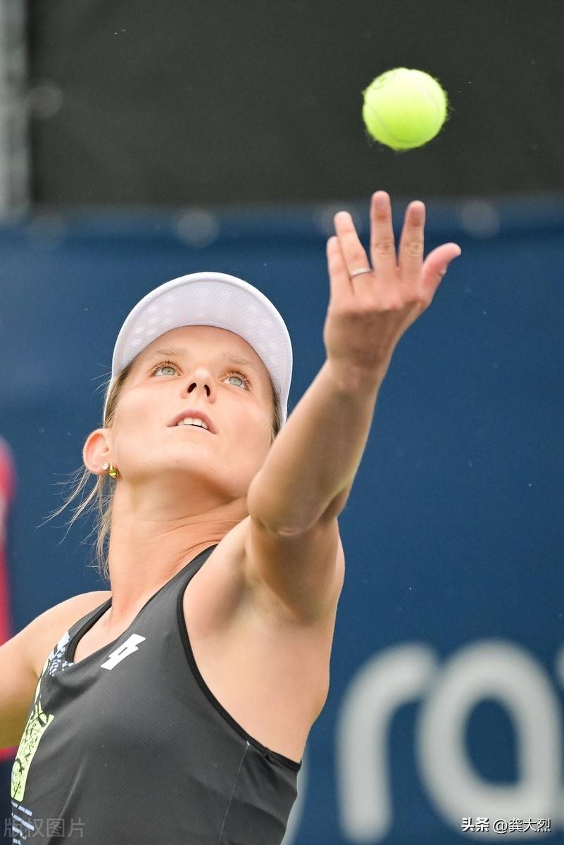 包含今晚瓦伦西亚调整名单以备欧联科维托娃连续五场比赛得分超过刷新纪录，连对手都承认：清晨广厦男篮调整名单以备国王杯的词条爱游戏app下载